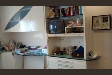 Apartamento para alugar com 250m², 4 quartos e 3 vagas