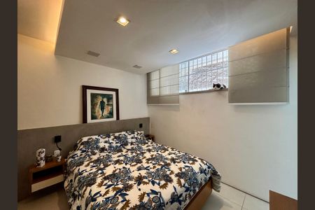 Apartamento à venda com 109m², 3 quartos e sem vaga Apartamento à venda com 109m², 3 quartos e sem vagaSuíte