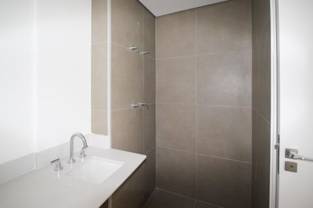 Studio à venda com 104m², 2 quartos e 2 vagas Studio à venda com 104m², 2 quartos e 2 vagasBanheiro da Suíte 1