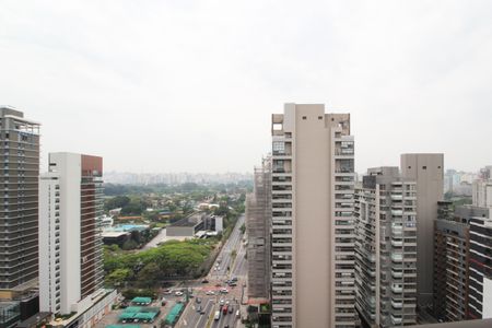 Vista Varanda de kitnet/studio à venda com 2 quartos, 104m² em Indianópolis, São Paulo