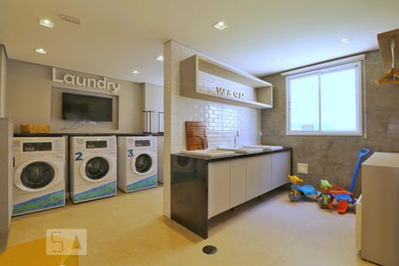 Apartamento à venda com 37m², 2 quartos e sem vagaÁrea comum