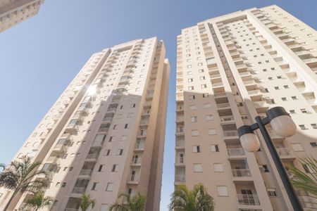 Apartamento à venda com 69m², 2 quartos e 1 vaga Apartamento à venda com 69m², 2 quartos e 1 vagaFachada