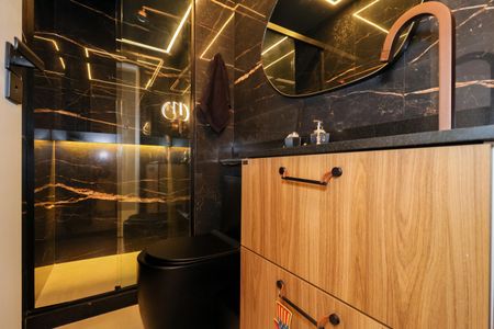 Apartamento à venda com 66m², 2 quartos e 1 vaga Apartamento à venda com 66m², 2 quartos e 1 vagaBanheiro