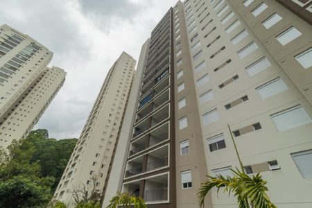 Apartamento à venda com 66m², 2 quartos e 1 vaga Apartamento à venda com 66m², 2 quartos e 1 vagaFachada