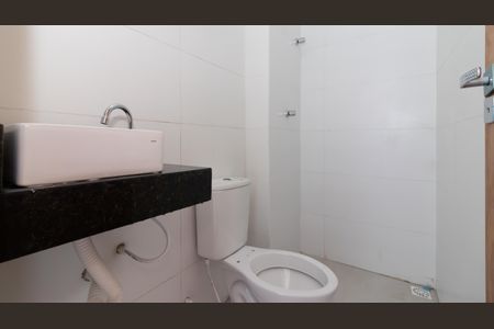 Apartamento à venda com 33m², 2 quartos e sem vaga Apartamento à venda com 33m², 2 quartos e sem vagaBanheiro