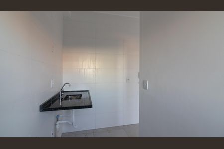 Apartamento à venda com 33m², 2 quartos e sem vaga Apartamento à venda com 33m², 2 quartos e sem vagaCozinha e Área de Serviço