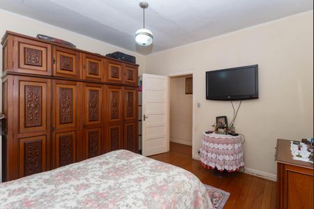 Casa à venda com 219m², 2 quartos e 5 vagas Casa à venda com 219m², 2 quartos e 5 vagasQuarto 1