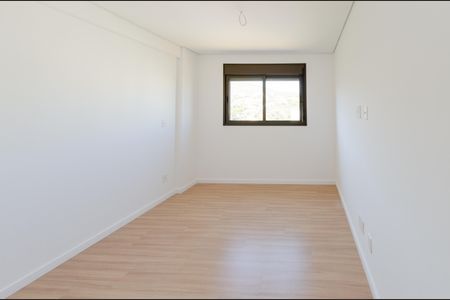 Apartamento à venda com 104m², 3 quartos e 3 vagas Apartamento à venda com 104m², 3 quartos e 3 vagasSuíte