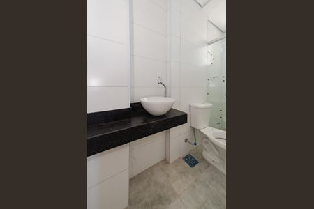 Apartamento à venda com 104m², 3 quartos e 3 vagas Apartamento à venda com 104m², 3 quartos e 3 vagasBanheiro Social