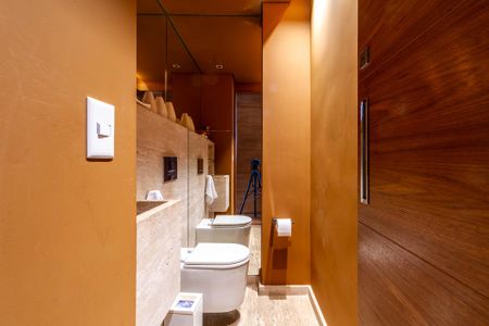 Apartamento à venda com 131m², 3 quartos e 3 vagas Apartamento à venda com 131m², 3 quartos e 3 vagasLavabo