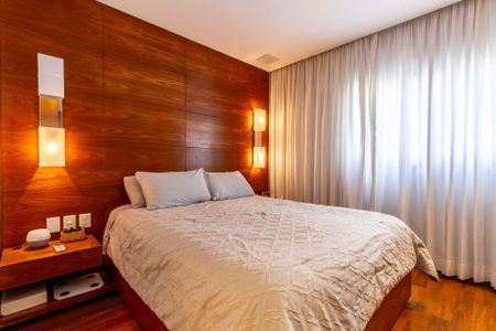 Apartamento à venda com 131m², 3 quartos e 3 vagas Apartamento à venda com 131m², 3 quartos e 3 vagasQuarto 3