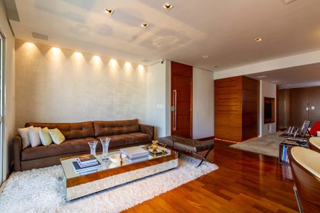 Apartamento à venda com 131m², 3 quartos e 3 vagas Apartamento à venda com 131m², 3 quartos e 3 vagasSala/Cozinha