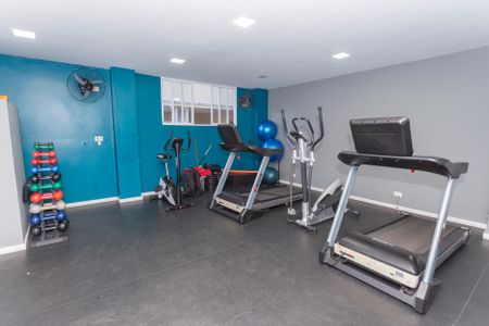 Apartamento para alugar com 42m², 2 quartos e 1 vaga Apartamento para alugar com 42m², 2 quartos e 1 vagaÁrea comum - Academia