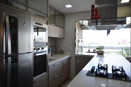 Apartamento à venda com 92m², 2 quartos e 1 vagaCozinha