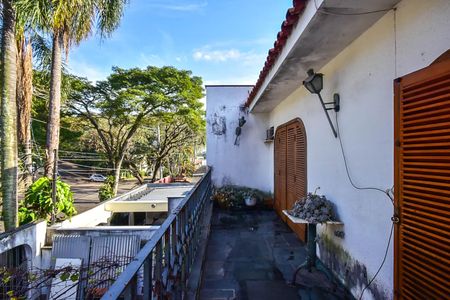 Casa à venda com 440m², 5 quartos e 2 vagasVaranda da Suíte 1