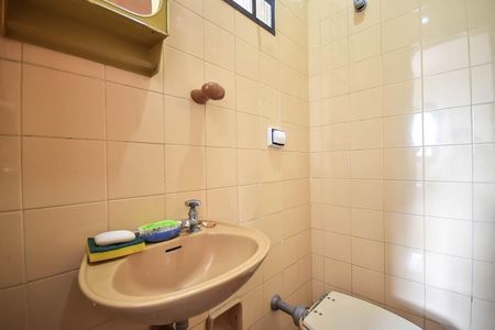 Casa à venda com 440m², 5 quartos e 2 vagasBanheiro da Suíte 3