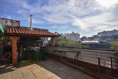 Casa à venda com 440m², 5 quartos e 2 vagasChurrasqueira