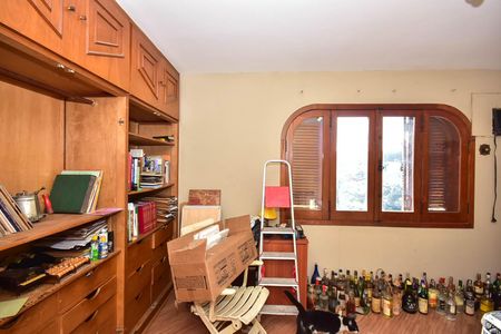 Casa à venda com 440m², 5 quartos e 2 vagasQuarto 1