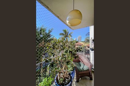 Apartamento à venda com 96m², 3 quartos e 2 vagasVaranda da Sala