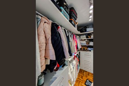 Apartamento à venda com 96m², 3 quartos e 2 vagasCloset da suíte