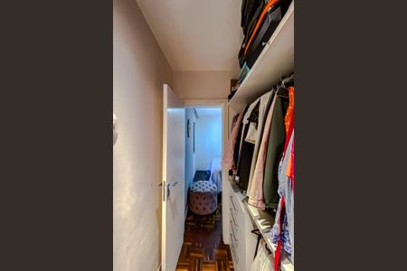 Apartamento à venda com 96m², 3 quartos e 2 vagasCloset da suíte