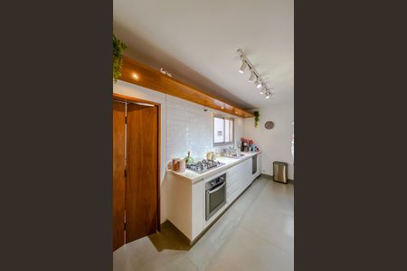 Apartamento à venda com 96m², 3 quartos e 2 vagasCozinha