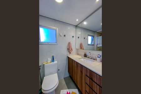 Apartamento à venda com 96m², 3 quartos e 2 vagasBanheiro da Suíte