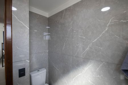 Apartamento à venda com 105m², 2 quartos e 1 vaga Apartamento à venda com 105m², 2 quartos e 1 vagaBanheiro 1