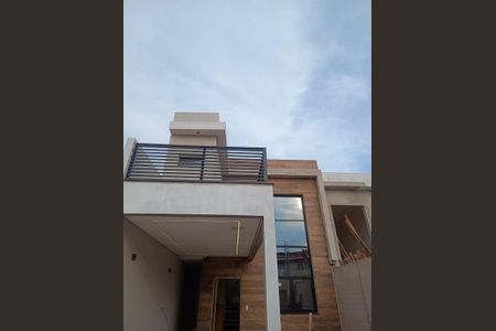 Varanda de casa à venda com 4 quartos, 250m² em Interlagos, São Paulo