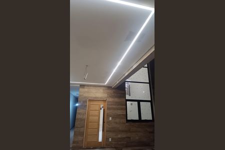 Casa à venda com 250m², 4 quartos e 4 vagas