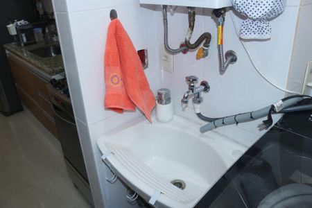 Apartamento à venda com 58m², 2 quartos e 1 vagaÁrea de Serviço