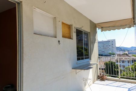 Apartamento à venda com 75m², 2 quartos e 1 vaga Apartamento à venda com 75m², 2 quartos e 1 vagaVaranda da Sala