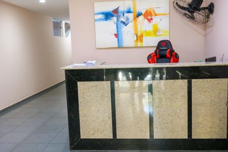 Apartamento à venda com 75m², 2 quartos e 1 vaga Apartamento à venda com 75m², 2 quartos e 1 vagaPortaria