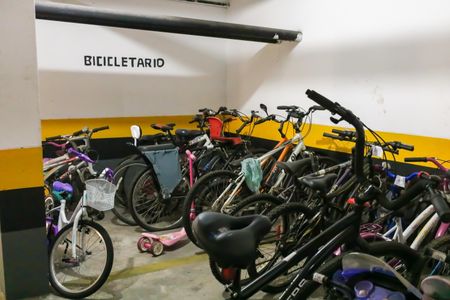 Apartamento à venda com 75m², 2 quartos e 1 vaga Apartamento à venda com 75m², 2 quartos e 1 vagaÁrea comum