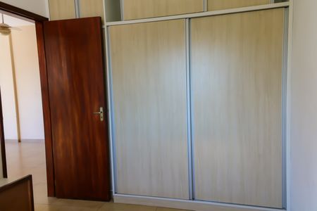 Apartamento à venda com 75m², 2 quartos e 1 vaga Apartamento à venda com 75m², 2 quartos e 1 vagaQuarto 2