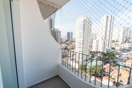 Apartamento à venda com 65m², 2 quartos e 1 vaga Apartamento à venda com 65m², 2 quartos e 1 vagaVaranda