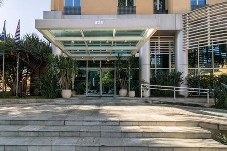 Studio à venda com 26m², 1 quarto e 1 vaga Studio à venda com 26m², 1 quarto e 1 vagaFachada