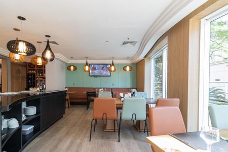 Studio à venda com 26m², 1 quarto e 1 vaga Studio à venda com 26m², 1 quarto e 1 vagaÁrea comum - Restaurante