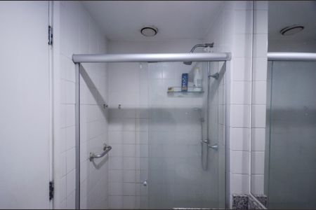 Apartamento à venda com 73m², 2 quartos e 1 vagaBanheiro da Suíte