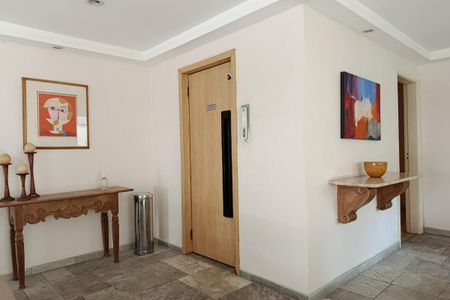 Apartamento à venda com 95m², 1 quarto e 1 vagaHall de entrada