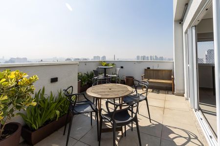 Apartamento à venda com 28m², 1 quarto e sem vagaÁrea comum