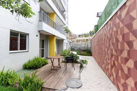 Apartamento à venda com 28m², 1 quarto e sem vagaÁrea comum