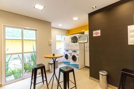 Apartamento à venda com 28m², 1 quarto e sem vagaÁrea comum