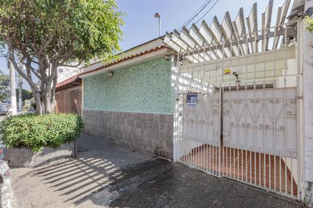 Casa à venda com 200m², 3 quartos e 2 vagasFachada
