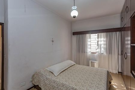 Casa à venda com 200m², 3 quartos e 2 vagasQuarto 1