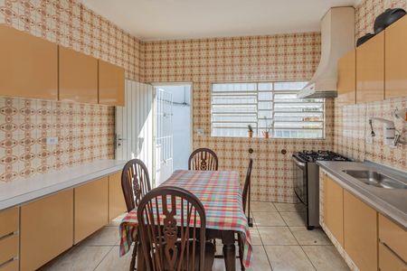 Casa à venda com 200m², 3 quartos e 2 vagasCozinha