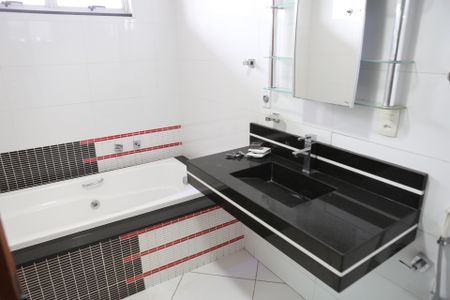 Apartamento para alugar com 209m², 4 quartos e 3 vagasSuíte Banheiro
