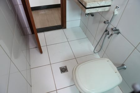 Apartamento para alugar com 209m², 4 quartos e 3 vagasBanheiro