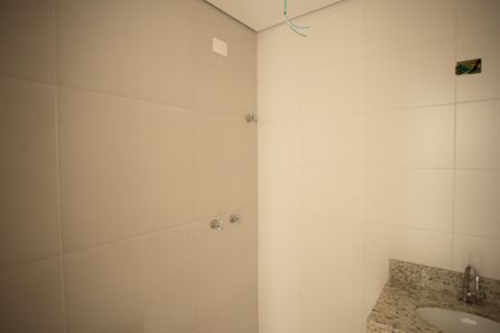 Casa à venda com 124m², 3 quartos e 2 vagas Casa à venda com 124m², 3 quartos e 2 vagasBanheiro