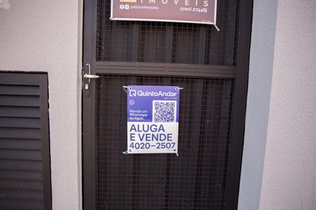 Casa à venda com 124m², 3 quartos e 2 vagas Casa à venda com 124m², 3 quartos e 2 vagasPlaquinha